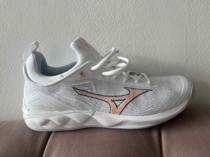 Mizuno Wave Luminous 2 -W